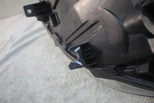 Laden Sie das Bild in den Galerie-Viewer, Frontscheinwerfer Mercedes-Benz Sprinter A9109060100 Rechts Headlight SCH3432288094po