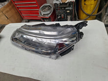 Laden Sie das Bild in den Galerie-Viewer, Frontscheinwerfer Suzuki Vitara I 35320-74S30 LED Links Scheinwerfer Headlight SCH3432375005ui