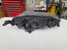 Laden Sie das Bild in den Galerie-Viewer, Frontscheinwerfer Suzuki Vitara I 35320-74S30 LED Links Scheinwerfer Headlight SCH3432375005ui