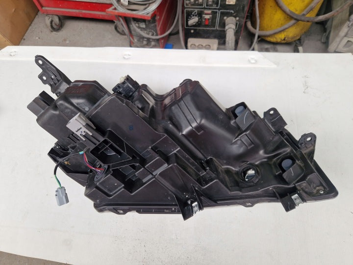 Frontscheinwerfer Suzuki Vitara I 35320-74S30 LED Links Scheinwerfer Headlight SCH3432375005ui