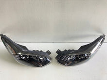Laden Sie das Bild in den Galerie-Viewer, Frontscheinwerfer Kia Sportage IV 92101F1500 92102F1500 Ein Satz Headlight SCH3433957488zd