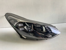 Laden Sie das Bild in den Galerie-Viewer, Frontscheinwerfer Kia Sportage IV 92101F1500 92102F1500 Ein Satz Headlight SCH3433957488zd