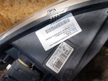 Laden Sie das Bild in den Galerie-Viewer, Frontscheinwerfer Nissan Note E11 VAY4634 Links Scheinwerfer Headlight SCH3437396136up