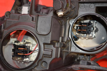 Laden Sie das Bild in den Galerie-Viewer, Frontscheinwerfer Peugeot 5008 M-1123050-9682519080 Rechts Headlight SCH3438597525ri
