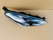 Laden Sie das Bild in den Galerie-Viewer, Frontscheinwerfer Ford Fiesta I H1BB-13E014-AD Rechts Scheinwerfer Headlight SCH3440884130gb