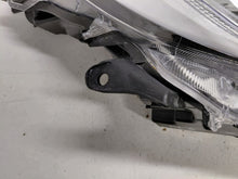 Laden Sie das Bild in den Galerie-Viewer, Frontscheinwerfer Toyota Yaris K0-8EU Rechts Scheinwerfer Headlight SCH3454490972fv