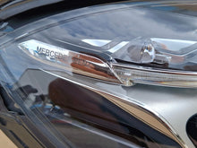 Laden Sie das Bild in den Galerie-Viewer, Frontscheinwerfer Mercedes-Benz W212 A2129063203 020902026 Rechts Headlight SCH3456286430lo
