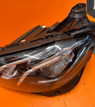 Load image into Gallery viewer, Frontscheinwerfer Mercedes-Benz W213 A2139063904 LED Links Headlight SCH3456459018hu