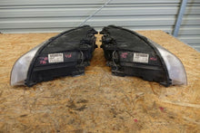 Laden Sie das Bild in den Galerie-Viewer, Frontscheinwerfer Volvo V70 31214348 Ein Satz Scheinwerfer Headlight SCH3457676486ma