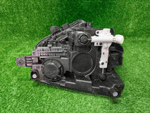 Load image into Gallery viewer, Frontscheinwerfer Hyundai Kona 92102-BE050 LED Rechts Scheinwerfer Headlight SCH3460070538xp