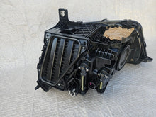 Laden Sie das Bild in den Galerie-Viewer, Frontscheinwerfer Audi Q3 83A941036 Rechts Scheinwerfer Headlight SCH3461734907co