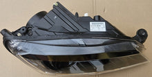 Laden Sie das Bild in den Galerie-Viewer, Frontscheinwerfer Skoda Superb III 3V1941016B Xenon Rechts Headlight SCH3465188458ks