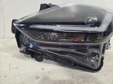 Laden Sie das Bild in den Galerie-Viewer, Frontscheinwerfer Suzuki Swift I W7091 Links Scheinwerfer Headlight SCH3472660619qz