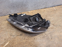 Laden Sie das Bild in den Galerie-Viewer, Frontscheinwerfer Seat Ibiza I V 6F1941008E LED Rechts Scheinwerfer Headlight SCH3473362353fl