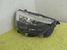 Laden Sie das Bild in den Galerie-Viewer, Frontscheinwerfer Opel E Combo 9816825480 Rechts Scheinwerfer Headlight SCH3479994240kq