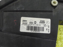 Laden Sie das Bild in den Galerie-Viewer, Frontscheinwerfer Opel E Combo 9816825480 Rechts Scheinwerfer Headlight SCH3479994240kq