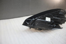 Laden Sie das Bild in den Galerie-Viewer, Frontscheinwerfer VW Touran 5TB941006A Rechts Scheinwerfer Headlight SCH3481315145ir