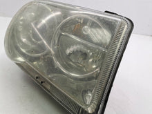 Laden Sie das Bild in den Galerie-Viewer, Frontscheinwerfer Chrysler 300c E1317558983 Rechts Scheinwerfer Headlight SCH3483680250aa