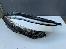 Laden Sie das Bild in den Galerie-Viewer, Frontscheinwerfer Nissan Qashqai III J12 100-8D02J LED Links Headlight SCH3485115977fm