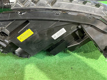 Laden Sie das Bild in den Galerie-Viewer, Frontscheinwerfer Kia Sorento IV 92102P2120 Rechts Scheinwerfer Headlight SCH3486230908zb