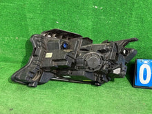 Laden Sie das Bild in den Galerie-Viewer, Frontscheinwerfer Kia Sorento IV 92102P2120 Rechts Scheinwerfer Headlight SCH3486230908zb