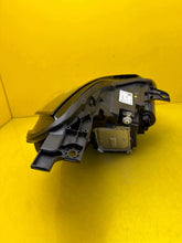 Laden Sie das Bild in den Galerie-Viewer, Frontscheinwerfer Renault Captur 260600734R LED Links Scheinwerfer Headlight SCH3488119359iz