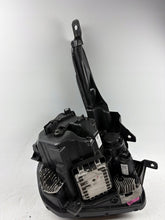 Load image into Gallery viewer, Frontscheinwerfer Kia Sportage V 92101R2000 Links Scheinwerfer Headlight SCH3488537354xg