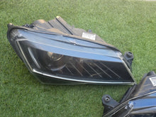 Laden Sie das Bild in den Galerie-Viewer, Frontscheinwerfer Skoda Superb III 3V1941015B LED Ein Satz Headlight SCH3489400432di