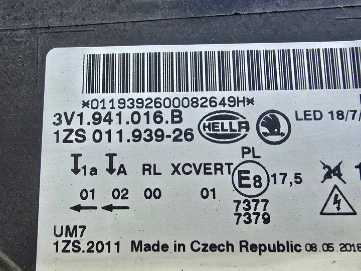 Frontscheinwerfer Skoda Superb III 3V1941015B LED Ein Satz Headlight SCH3489400432di
