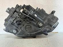 Laden Sie das Bild in den Galerie-Viewer, Frontscheinwerfer VW Passat B8 3G1941035L Full LED Links Scheinwerfer Headlight SCH3491970712ld