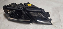 Laden Sie das Bild in den Galerie-Viewer, Frontscheinwerfer Skoda Octavia III 5E1941016D Rechts Scheinwerfer Headlight SCH3492742108qs