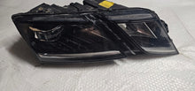 Laden Sie das Bild in den Galerie-Viewer, Frontscheinwerfer Skoda Octavia III 5E1941016D Rechts Scheinwerfer Headlight SCH3492742108qs