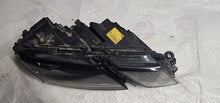 Laden Sie das Bild in den Galerie-Viewer, Frontscheinwerfer Skoda Octavia III 5E1941016D Rechts Scheinwerfer Headlight SCH3492742108qs