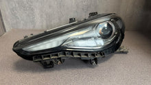 Laden Sie das Bild in den Galerie-Viewer, Frontscheinwerfer Alfa Romeo Giulia 50553226 Xenon Links Scheinwerfer Headlight SCH3493007380qu