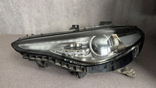 Laden Sie das Bild in den Galerie-Viewer, Frontscheinwerfer Alfa Romeo Giulia 50553226 Xenon Links Scheinwerfer Headlight SCH3493007380qu