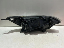 Laden Sie das Bild in den Galerie-Viewer, Frontscheinwerfer Kia Rio III 921011W Links Scheinwerfer Headlight SCH3493698030dd
