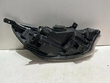 Laden Sie das Bild in den Galerie-Viewer, Frontscheinwerfer Kia Rio III 921011W Links Scheinwerfer Headlight SCH3493698030dd