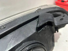 Laden Sie das Bild in den Galerie-Viewer, Frontscheinwerfer Kia Rio III 921011W Links Scheinwerfer Headlight SCH3493698030dd