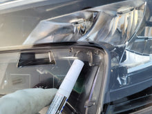 Laden Sie das Bild in den Galerie-Viewer, Frontscheinwerfer Toyota Corolla 81150-02S60 Ein Stück (Rechts oder Links) SCH3499417336aa