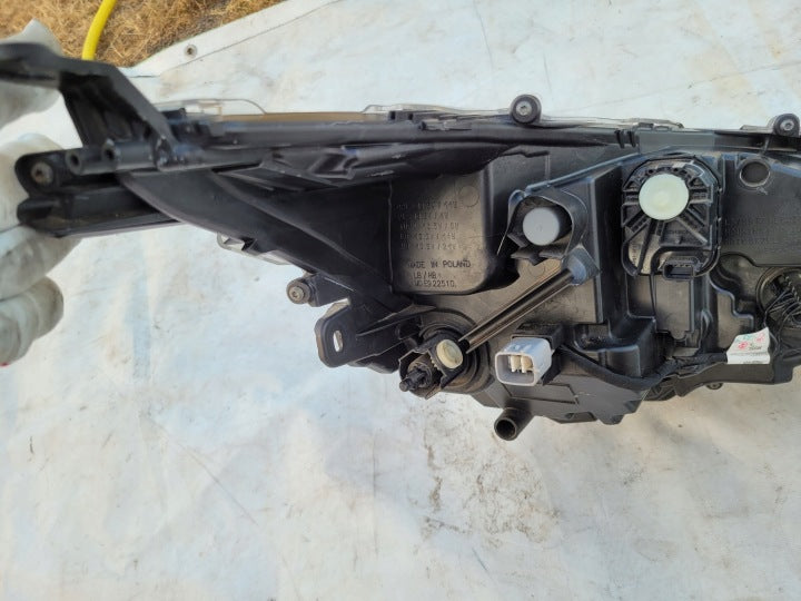 Frontscheinwerfer Toyota Corolla 81150-02S60 Ein Stück (Rechts oder Links) SCH3499417336aa
