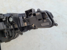 Laden Sie das Bild in den Galerie-Viewer, Frontscheinwerfer Toyota Corolla 81150-02S60 Ein Stück (Rechts oder Links) SCH3499417336aa