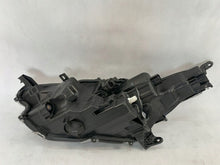 Laden Sie das Bild in den Galerie-Viewer, Frontscheinwerfer Toyota IV Yaris 0069798 Rechts Scheinwerfer Headlight SCH3506050441lh