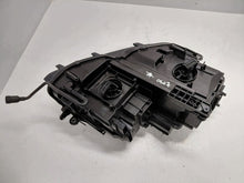 Laden Sie das Bild in den Galerie-Viewer, Frontscheinwerfer VW Tiguan 5NB941113E Links Scheinwerfer Headlight SCH3506838685lc