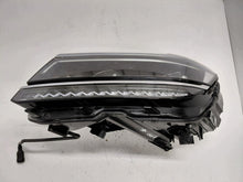 Laden Sie das Bild in den Galerie-Viewer, Frontscheinwerfer VW Tiguan 5NB941113E Links Scheinwerfer Headlight SCH3506838685lc