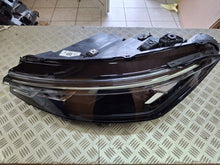 Laden Sie das Bild in den Galerie-Viewer, Frontscheinwerfer VW Passat 3J1941005 3J1941006 LED Rechts oder Links SCH3510655753or