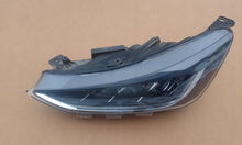 Load image into Gallery viewer, Frontscheinwerfer Ford Focus 2022- NX7B-13E015-CF Full LED Rechts oder Links SCH3513600624ve