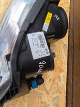 Laden Sie das Bild in den Galerie-Viewer, Frontscheinwerfer Saab 9-3 1EL00960606 Xenon Rechts Scheinwerfer Headlight SCH3513779564rm
