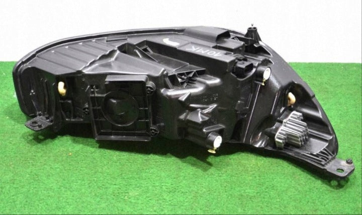 Frontscheinwerfer Ford Focus HX7313E015CF Links Scheinwerfer Headlight SCH3514776926eb