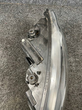 Load image into Gallery viewer, Frontscheinwerfer VW Caddy III 1EL010551 Links Scheinwerfer Headlight SCH3520750928tx