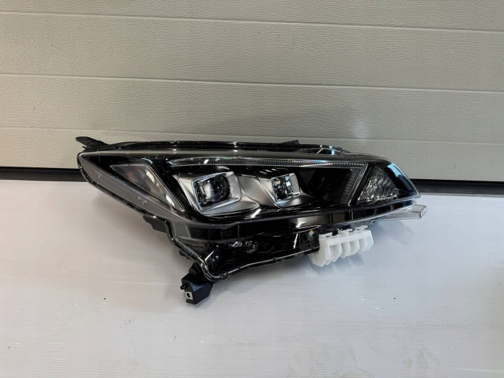 Frontscheinwerfer Nissan Leaf 260105SJ5B A1S0710001 Rechts Headlight SCH3521990518bx